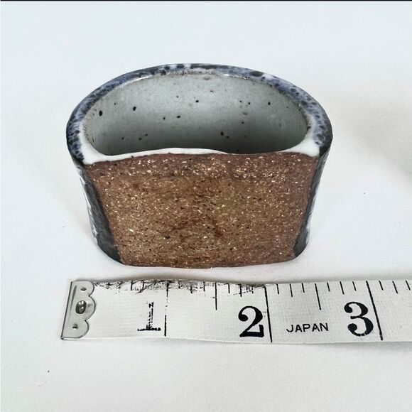 Set of 4 Hand Made Ceramic Napkin Rings - Picture 6 of 6